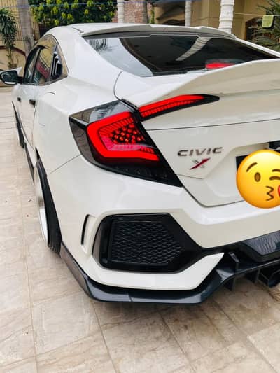 Honda Civic 1.8 i-VTEC Oriel Fully Modified