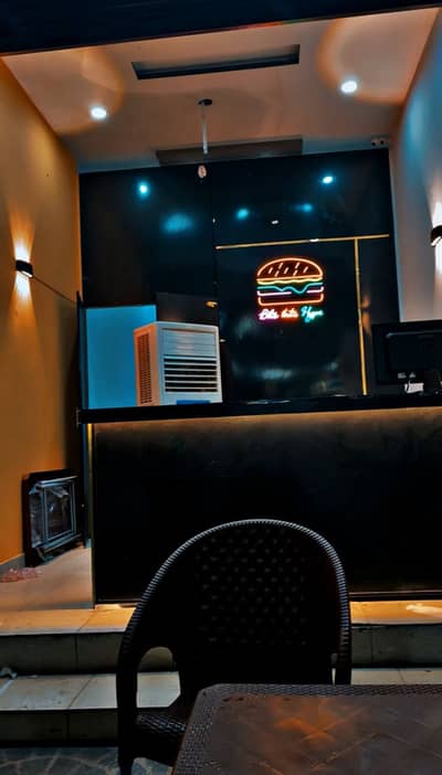 Fast Food Restaurant available for contract above 30k/day sale