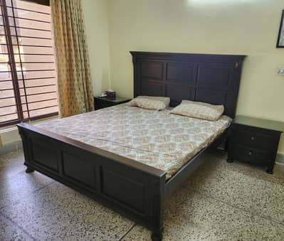 Wooden KING size bed set side tables, dressing table