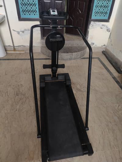Manual Treadmill Working Fine in good condition