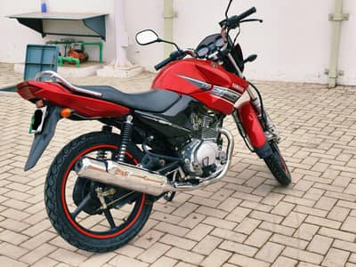 YBR 125