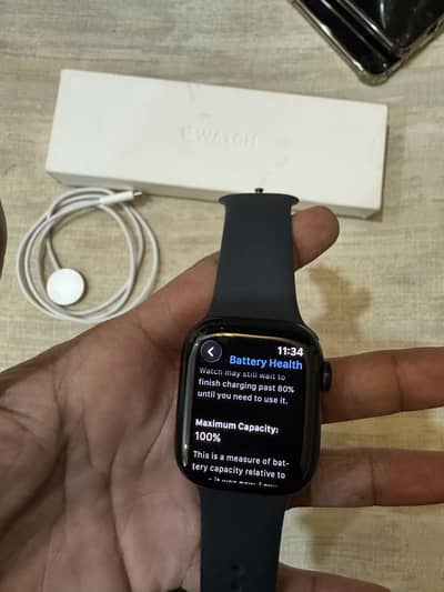 Apple Watch series 9 41mm 100% health