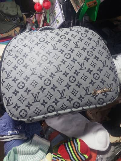 makeup bag new condition