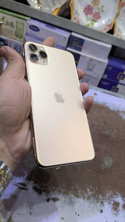 iphone 11promax jv. 64 gb batry helath 78 watsp 03133561355