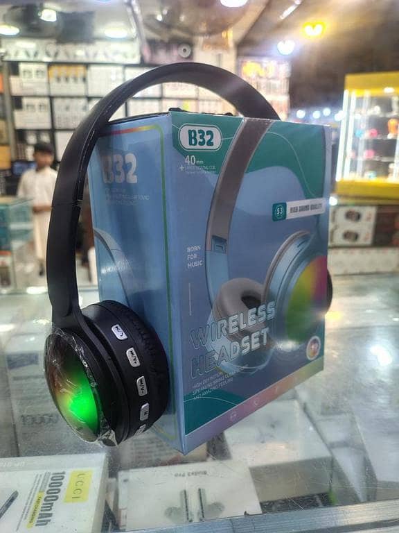 B32 RGB Gaming Headset – Immersive Sound & Dynamic RGB Lighting