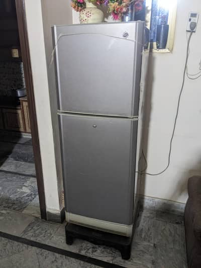 pel refrigerator medium size