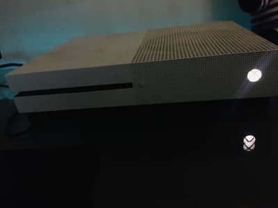 Xbox One S 1 TB