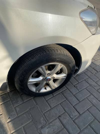 chat bont digi guninue sides touching belta pearl white model9/13 1.0