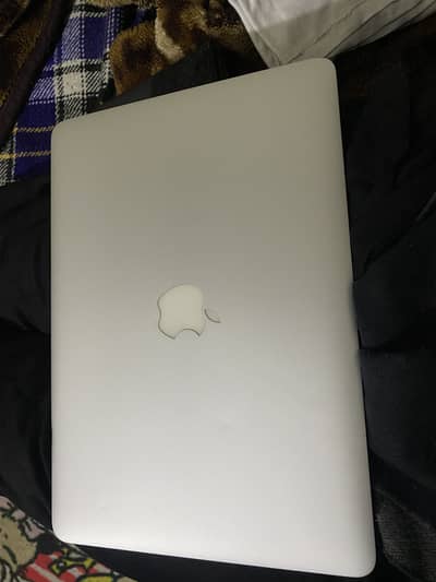 Macbook Air 2015 model