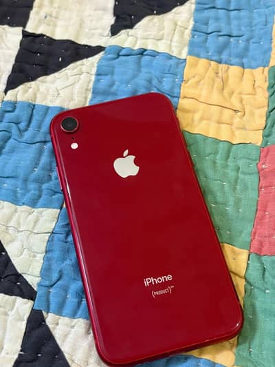 iPhone XR 64GB Non-PTA - 10/10 Condition - 4 Premium Cases