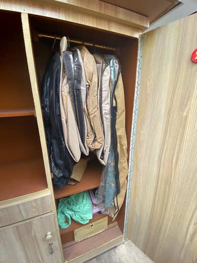 Almirah/ cupboard/ wardrobe