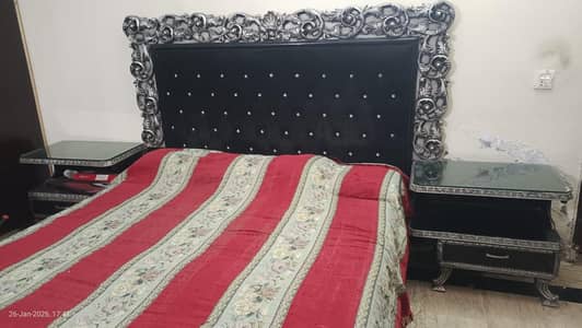King size, designers double bed,with side tables and king dressing tbl
