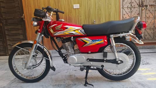 Honda CG 125 URGENT SALE NEED CASH
