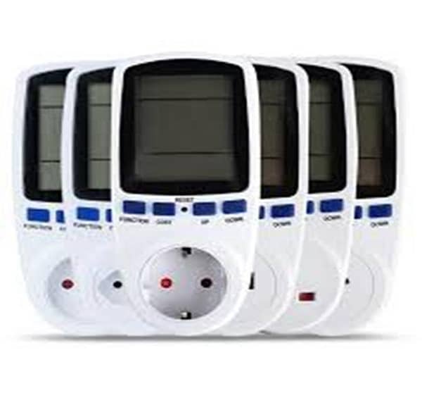 Digital LCD Power Meter Wattmeter Power Meter Consumption Meter Socket Wattage Kwh Energy Meter Energy Cost Meter Measuring Outlet Power Analyzer