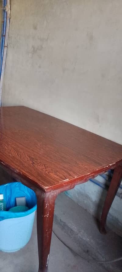 all tables in good condition