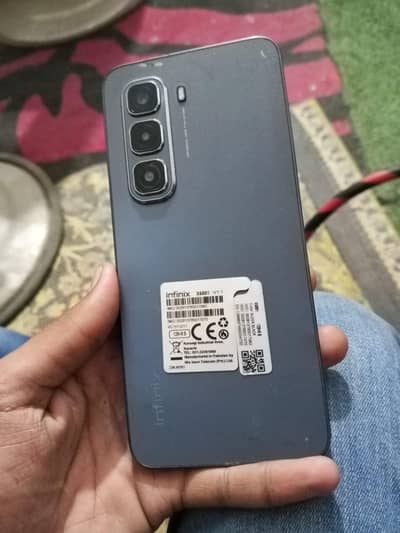 Infinix hot 50 pro 8  gb ram 128 gb momery is ka touch tota Howa h