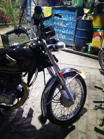 Honda Gold 125 special edition