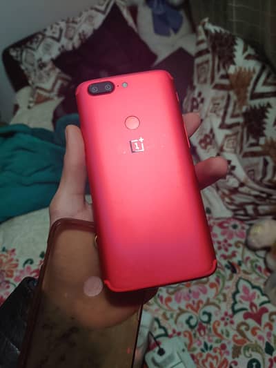 One plus 5t for sale 10/10 condition