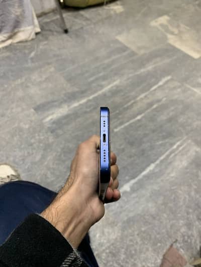 iphone 12  64gb  battery 88 panel change