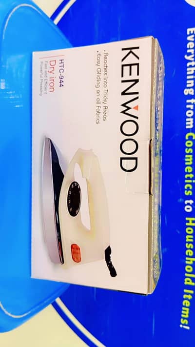 dry iron with non sticking coating and grip handle