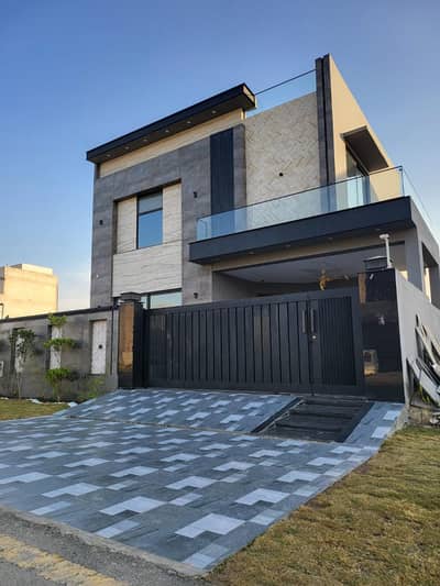 BRAND NEW LUXURY ULTRA MODERN DESIGN HOUSE FOR SALE IN DHA PHASE 9 TOWN
