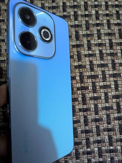 infinix hot 40i (8/128)