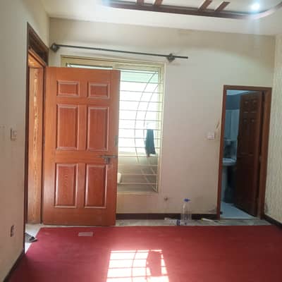Room available for rent in h13 Islamabad