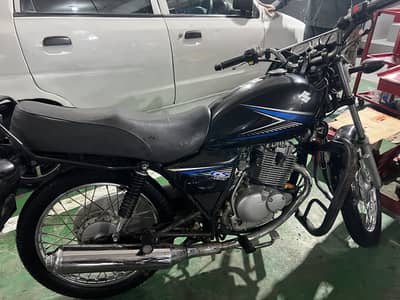 Suzuki GS 150