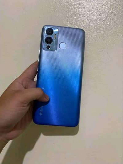 Infinix HOT 12 Play mobile good condition box charger available