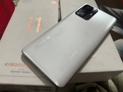 Xiaomi Pro 16/256Gb Complete Box