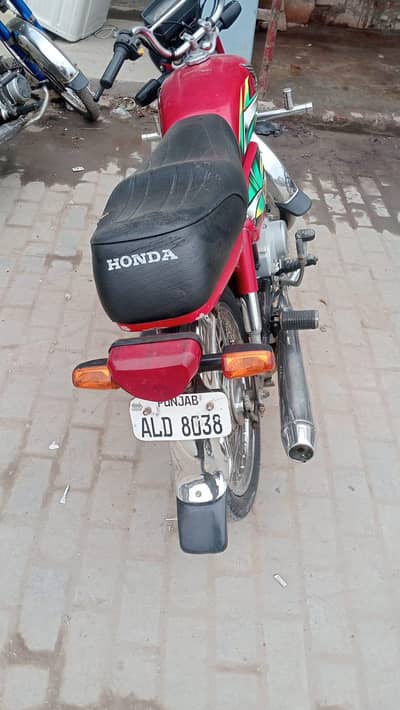 Honda CD70 for sale