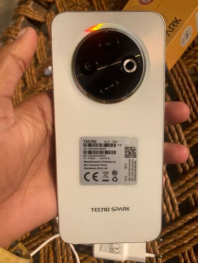 Tecno spark 30c