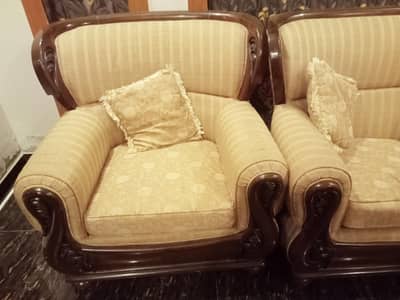 good condition sofa set for sale