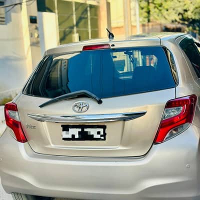 Toyota Vitz F limited 1.0