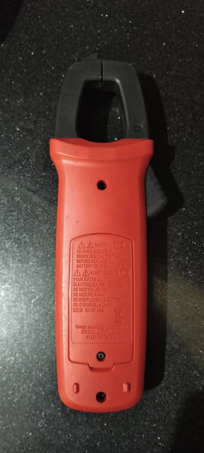 UNI-T CLAMP METER
