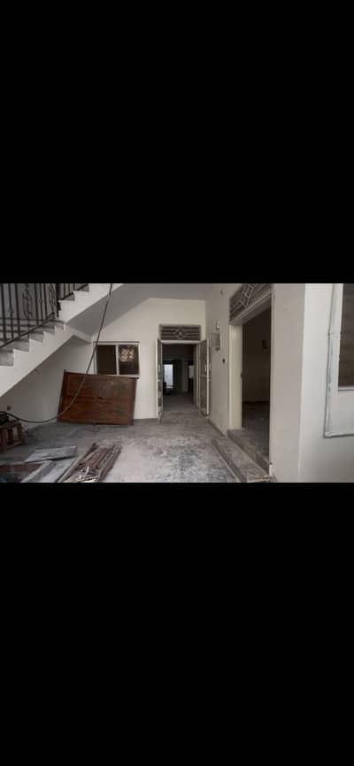 5 MARLA HOUSE FOR RENT