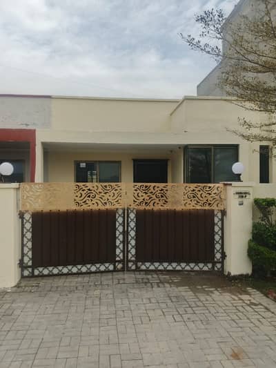 05 MARLA SINGLE STORY HOUSE AVAILABLE FOR RENT AT PRIME LOCATION IN KHAYABAN-E-AMIN P BLOCK