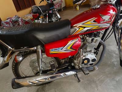 HONDA 125 2025 10/10 CONDITION