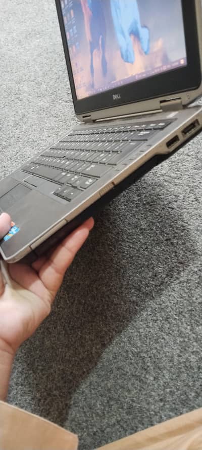 Urgent sell Laptop latitude | E6330