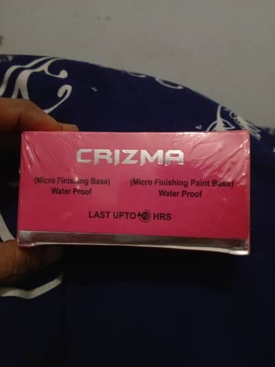 Crizma Makeup base with powder