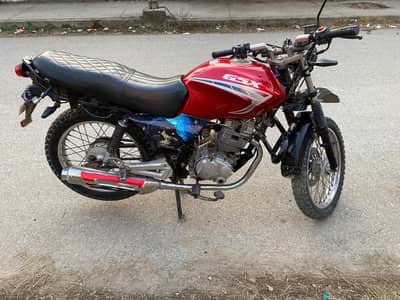 Ravi Piaggio 125