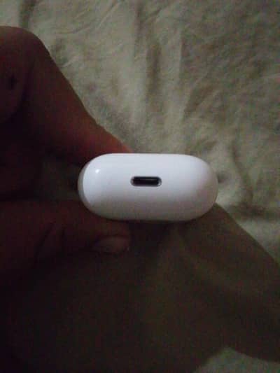Apple original airpods , buy from Malaysia,.