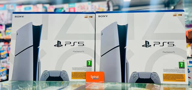 Playstation 5 slim 1tb uk edition