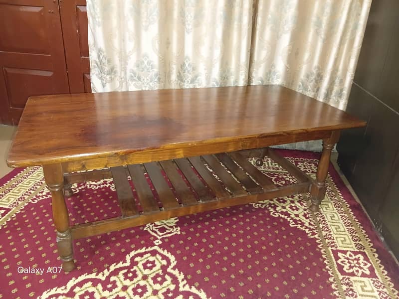 SOLID WOOD COFFEE TABLE 3