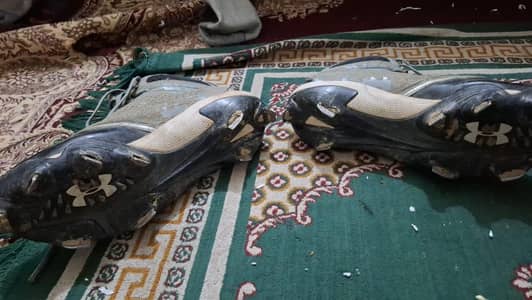 football spike and  filla