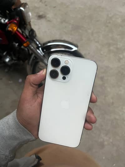 I phone 13 pro max 1tb