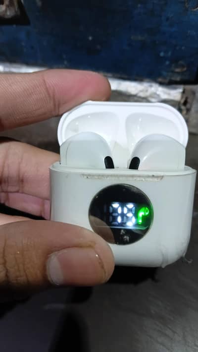 good condition bettery 10/10 new ha