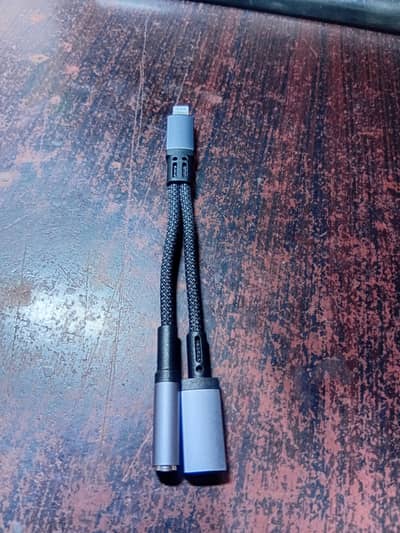 Iphone direct working aurdio converter connector with mic working pub