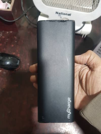 Fully automatic working backup device for wifi routers