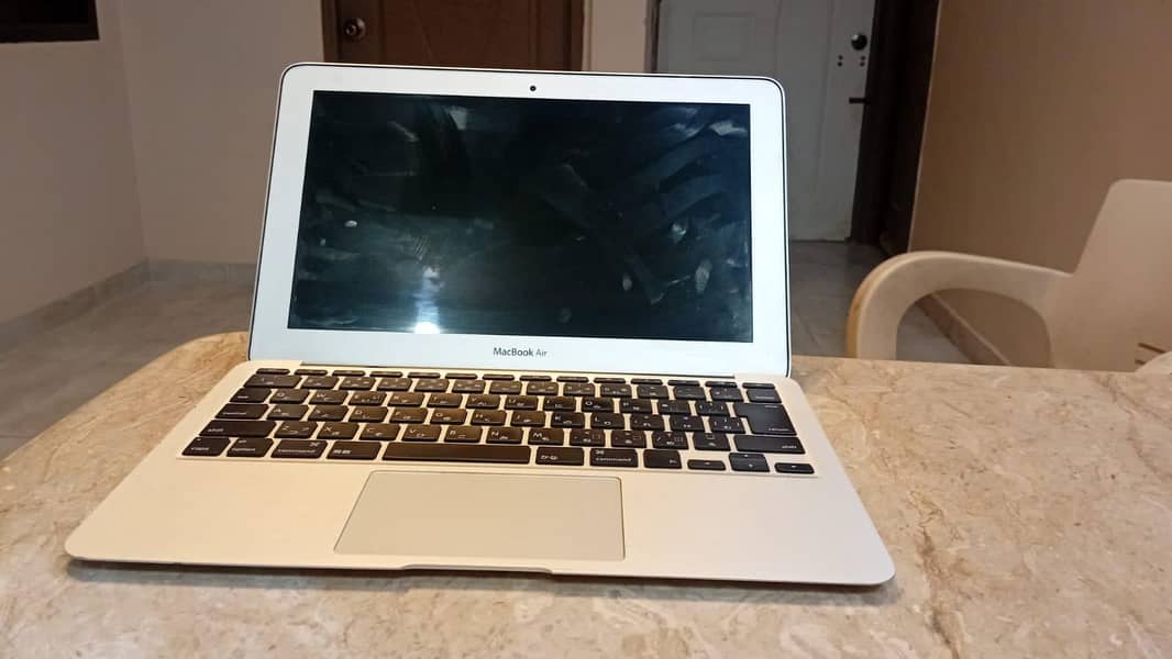Apple MacBook 1
